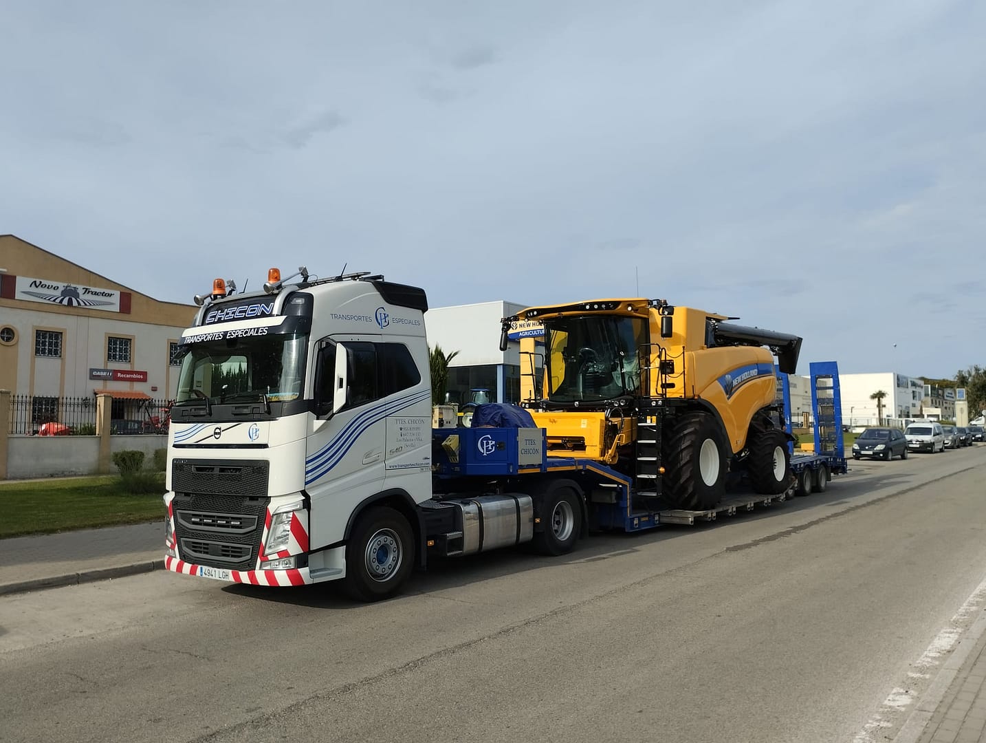 TRANSPORTE DE COSECHADORA CHICON