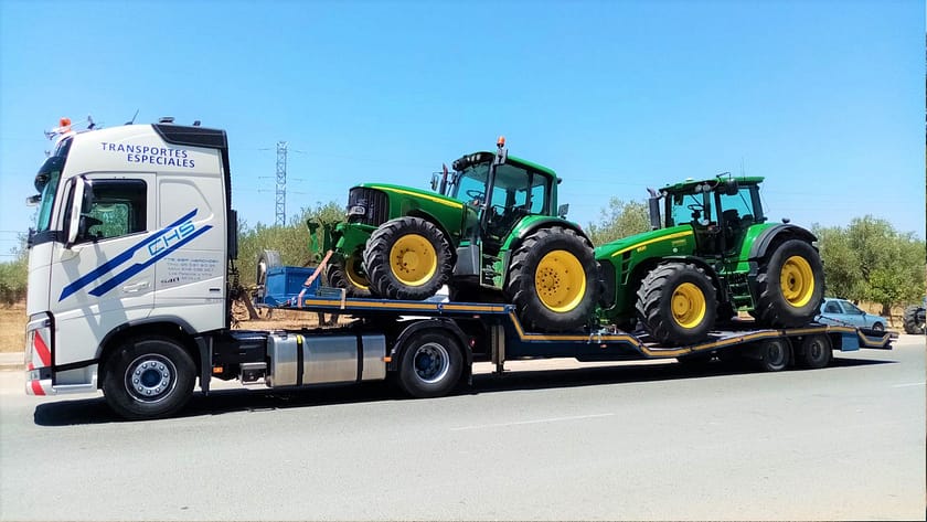 TRANSPORTE ESPECIAL DE TRACTORES