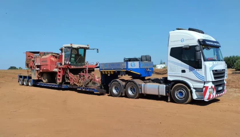 Transporte Chicón - Transporte de cosechadora de remolacha