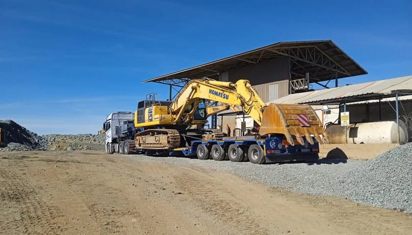 TRANSPORTES-ESPECIALES-CHICON-EXCAVADORA-KOMATSU-PC490LC TRANSPORTES-ESPECIALES-CHICON-EXCAVADORA-KOMATSU-PC490LC