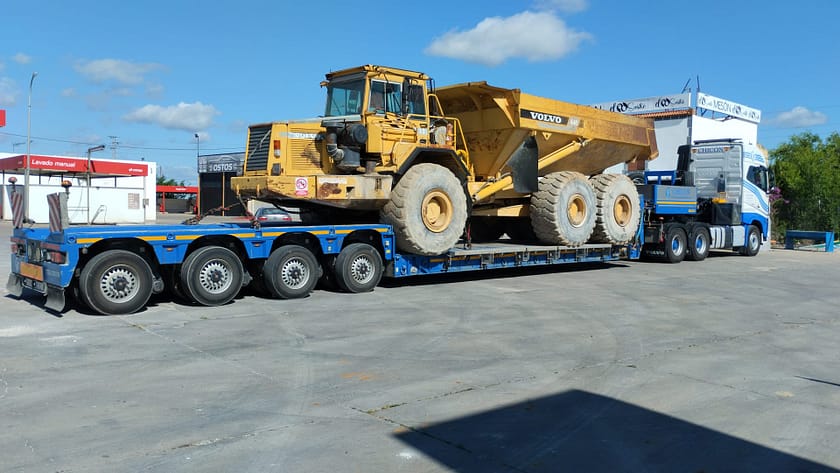 Transportes Chicón - Transporte de maquinaria para minas y canteras de España