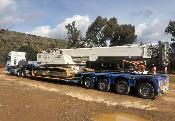 Transporte de maquinaria de obra pública – Transportes Chicón Transporte de maquinaria de obra pública por carretera