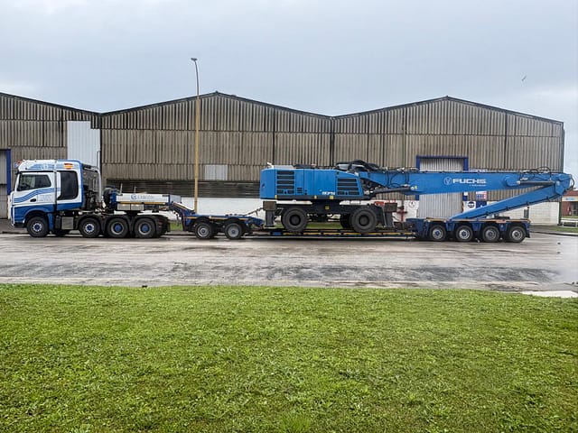 Transporte especial de maquinaria pesada Fuchs MHL 370 transporte especial de maquinaria pesada Fuchs MHL 370