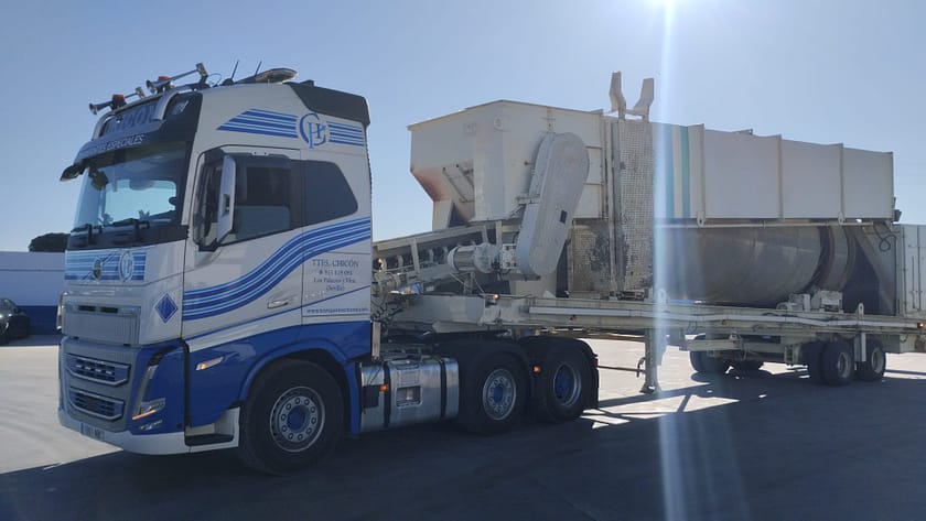 Descarga planta de asfalto Transporte especial de planta de asfalto